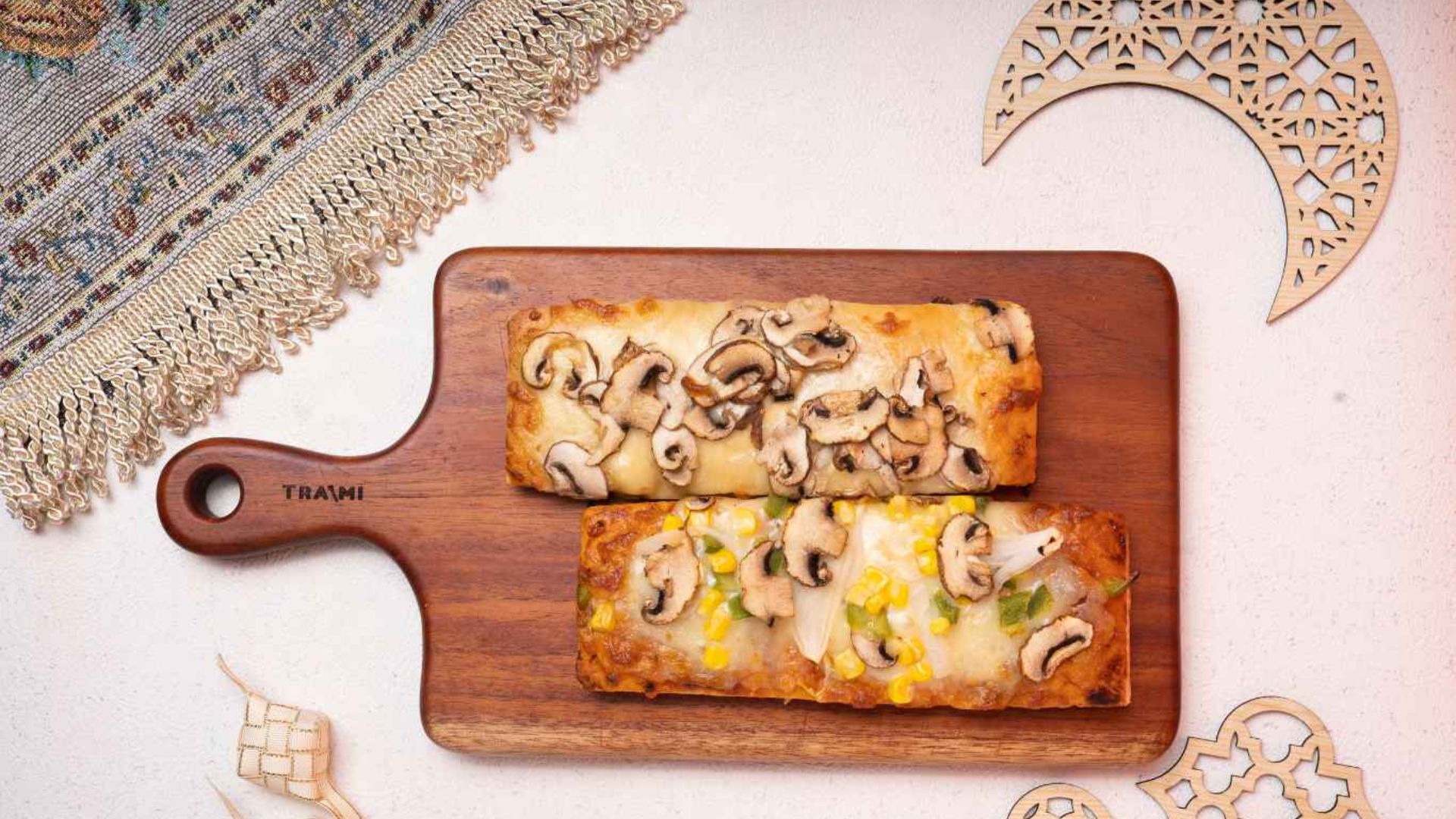 Tips Bukber Seru dan Berkesan ala Pizza Ranjang