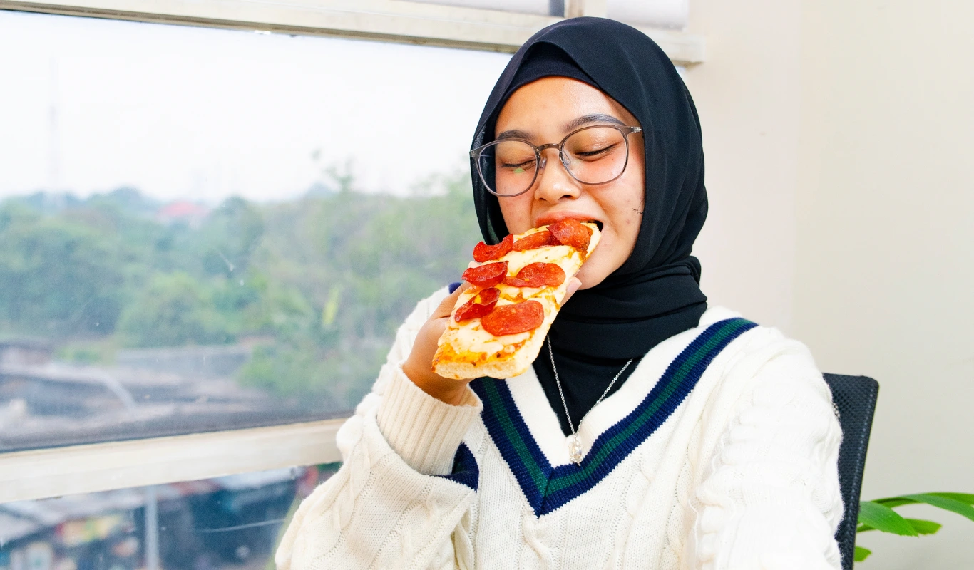 Cara Mengatasi Quarter Life Crisis Ala Pizza Ranjang