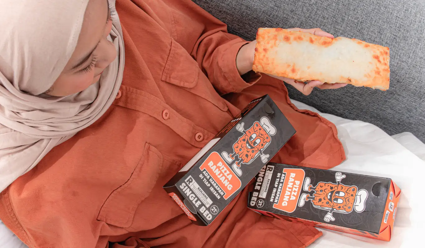 Pizza Ranjang Bagi-bagi THR Total 1 Juta Rupiah!